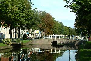 Nieuwstad street/canal (JPEG, 21 Kb)